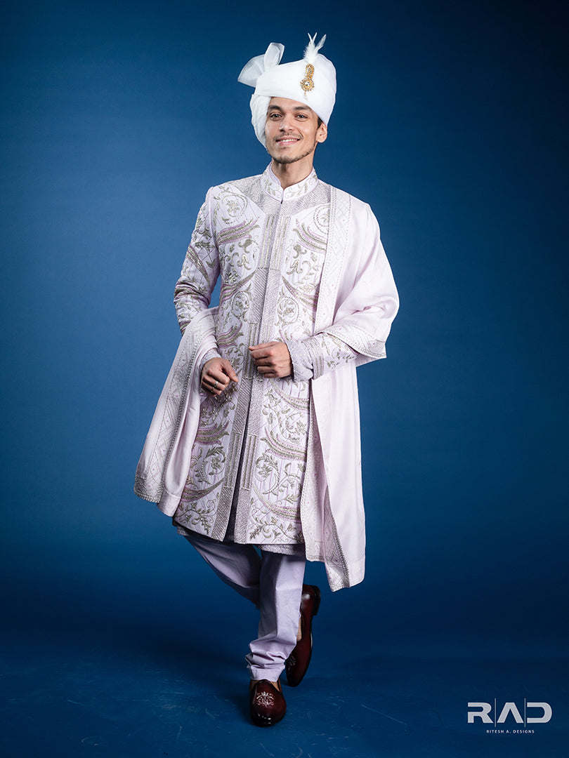 An Essesnce Of Lavender