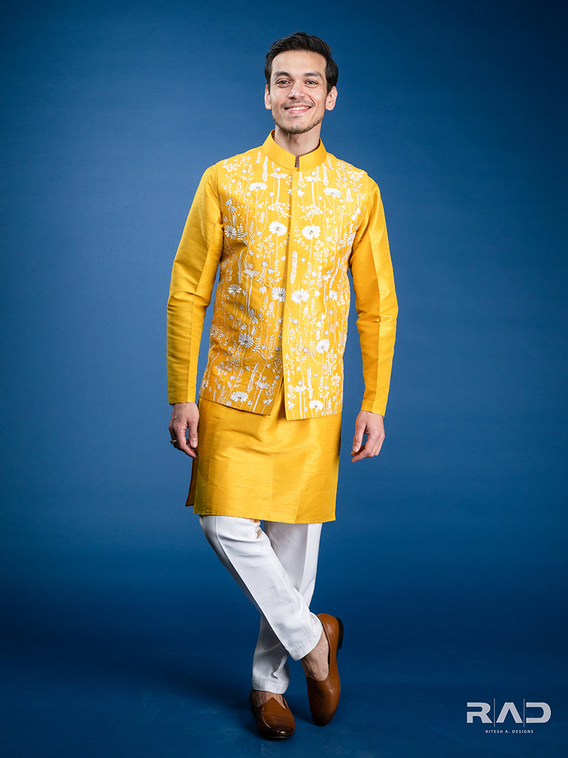 Yellow White Floral Bundy