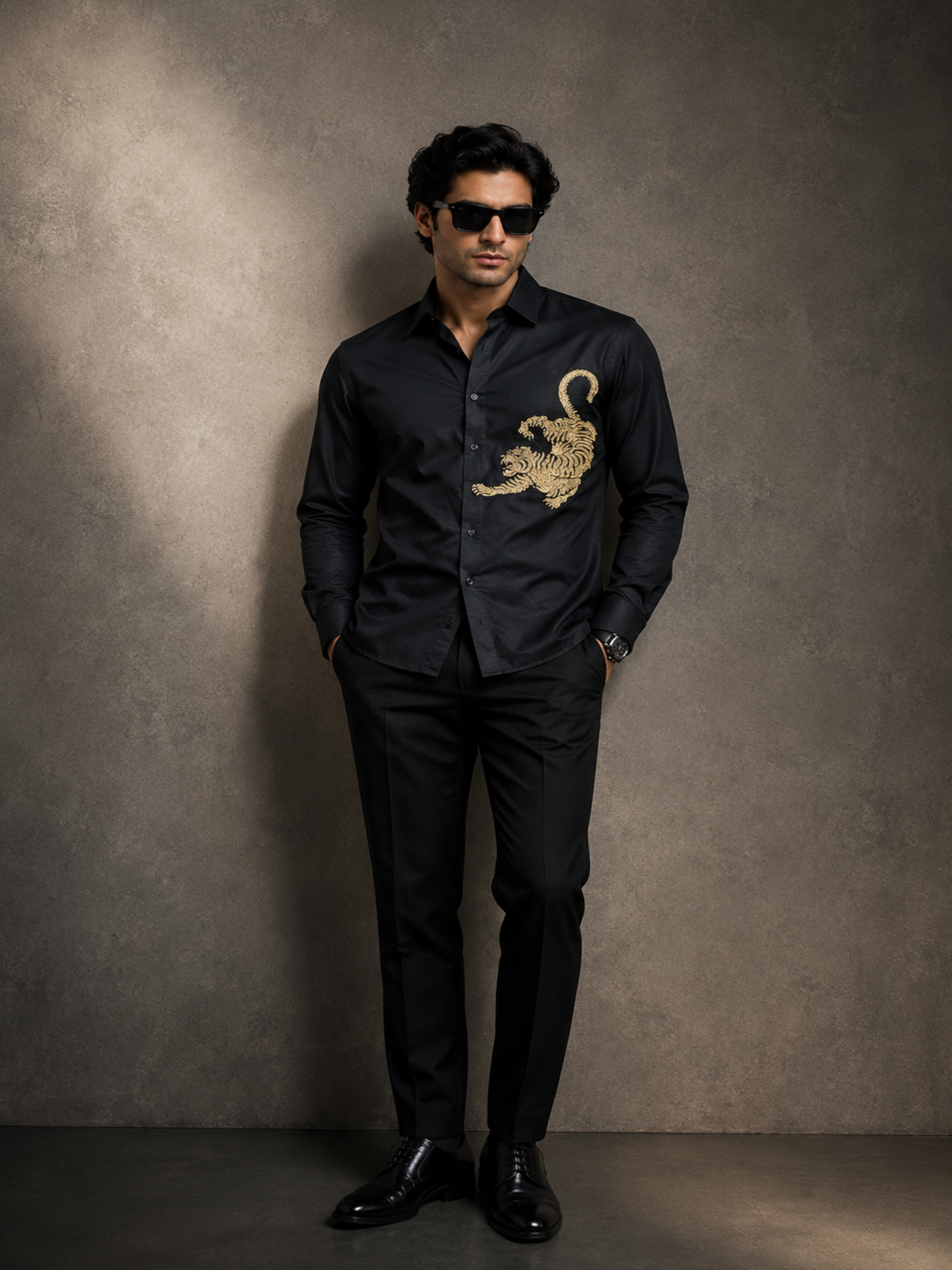 Black Roar Shirt