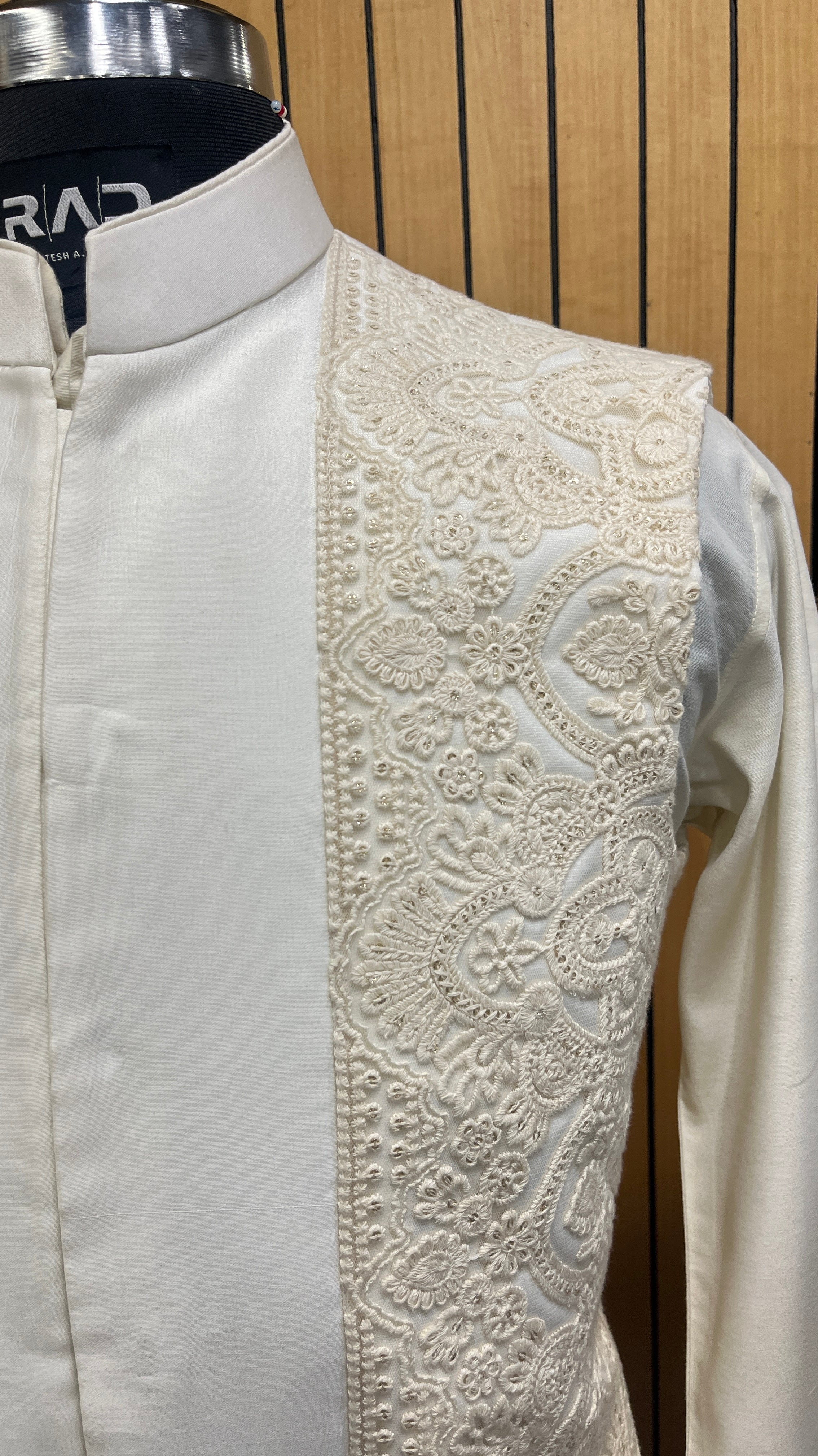 Ivory Royale Bundy Set