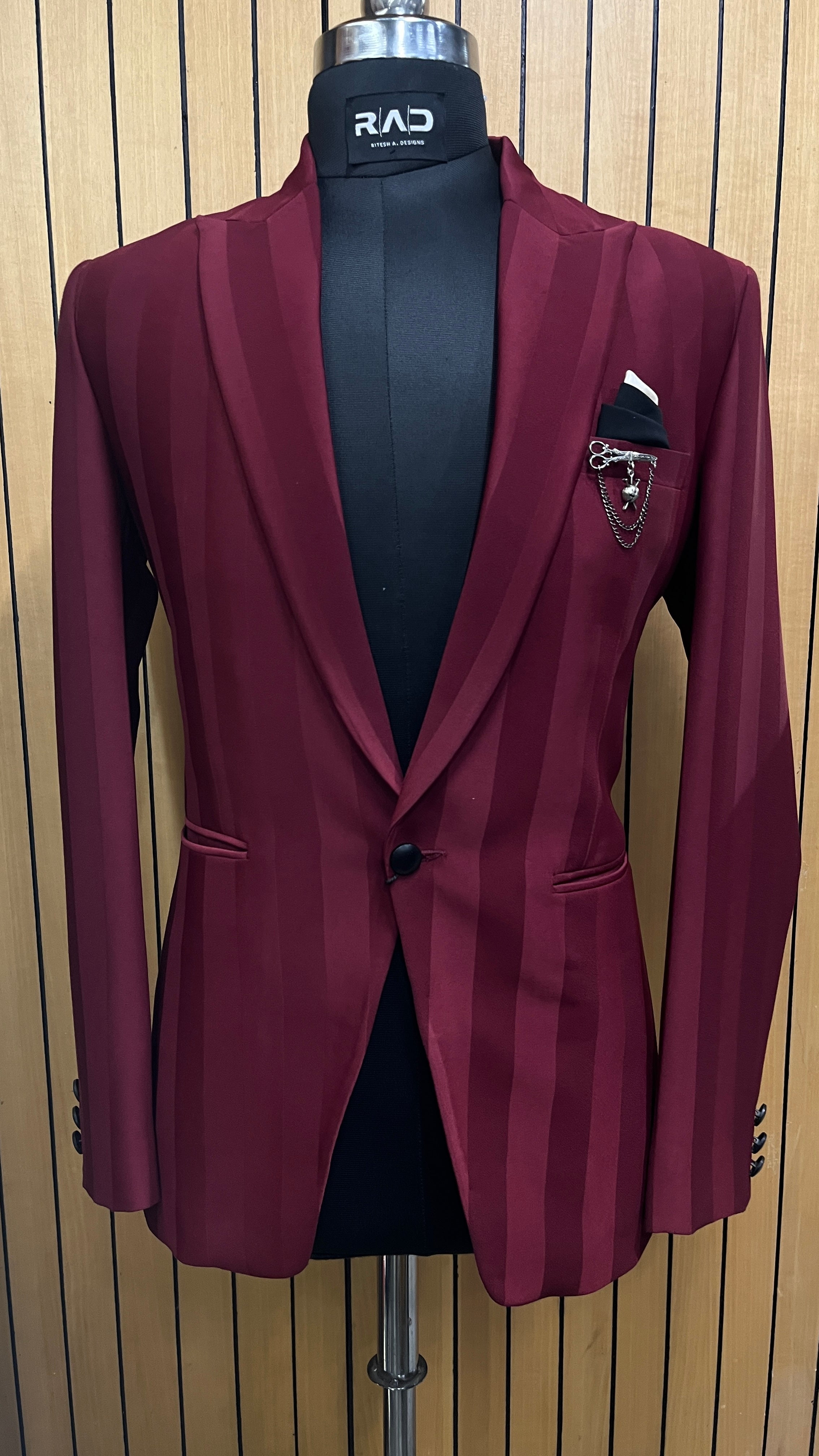 Wine Elegance Suit