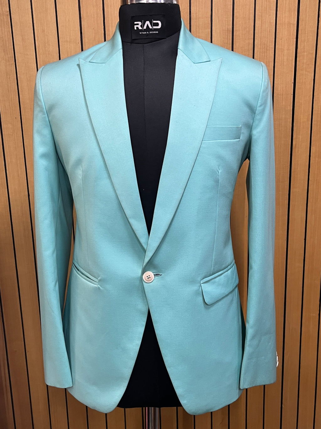 Ice Royale Suit