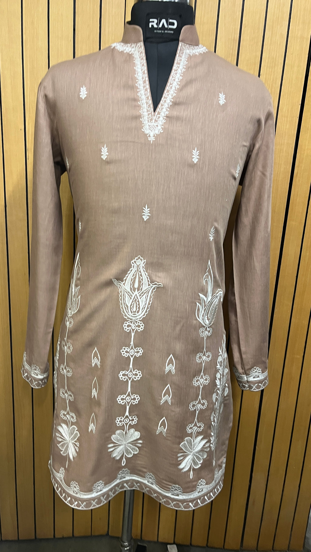 Mocha Gulzar  Kurta