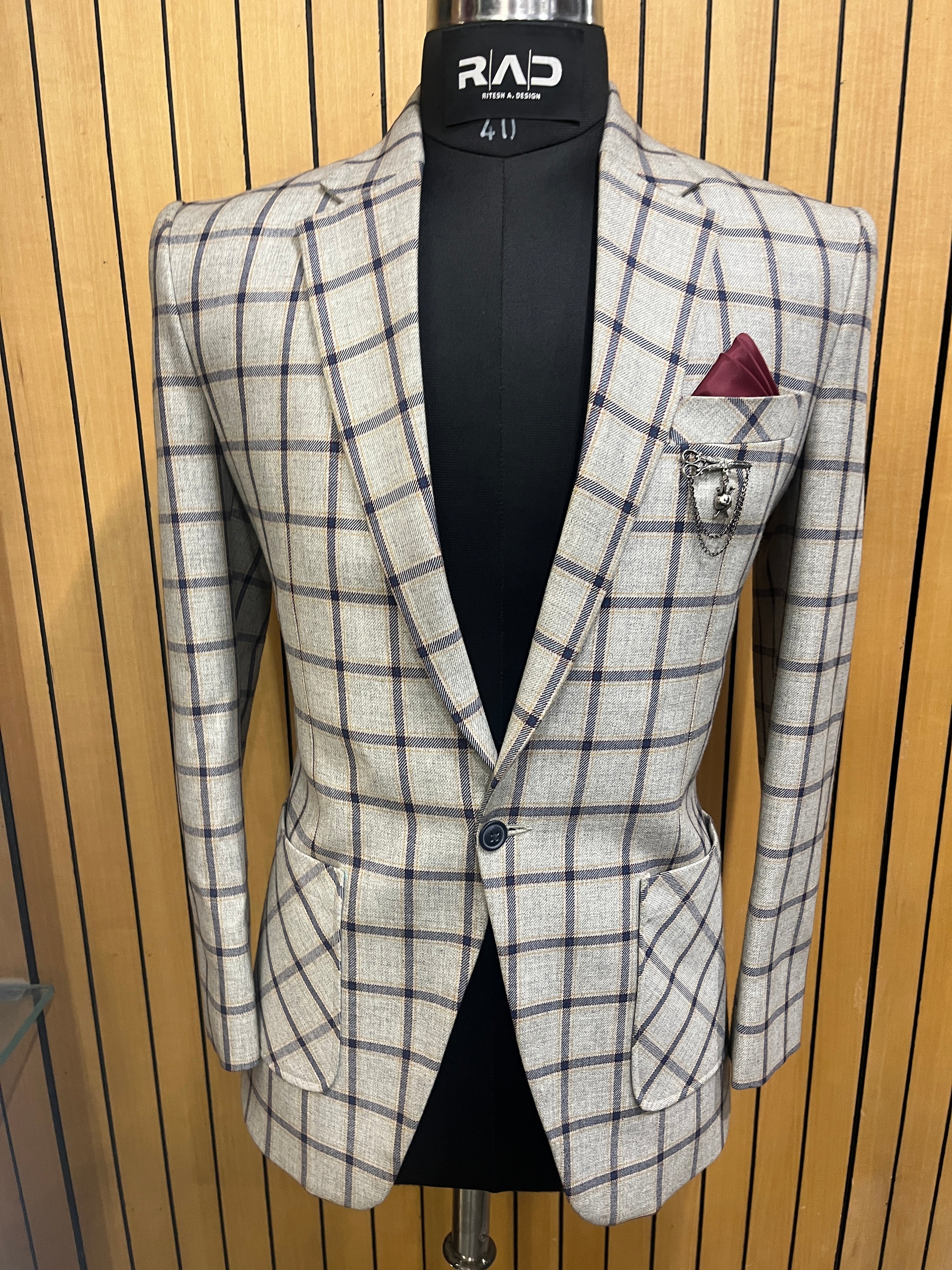 Westmont- Suit