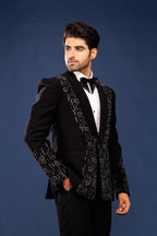 Eclipse Royale Tuxedo