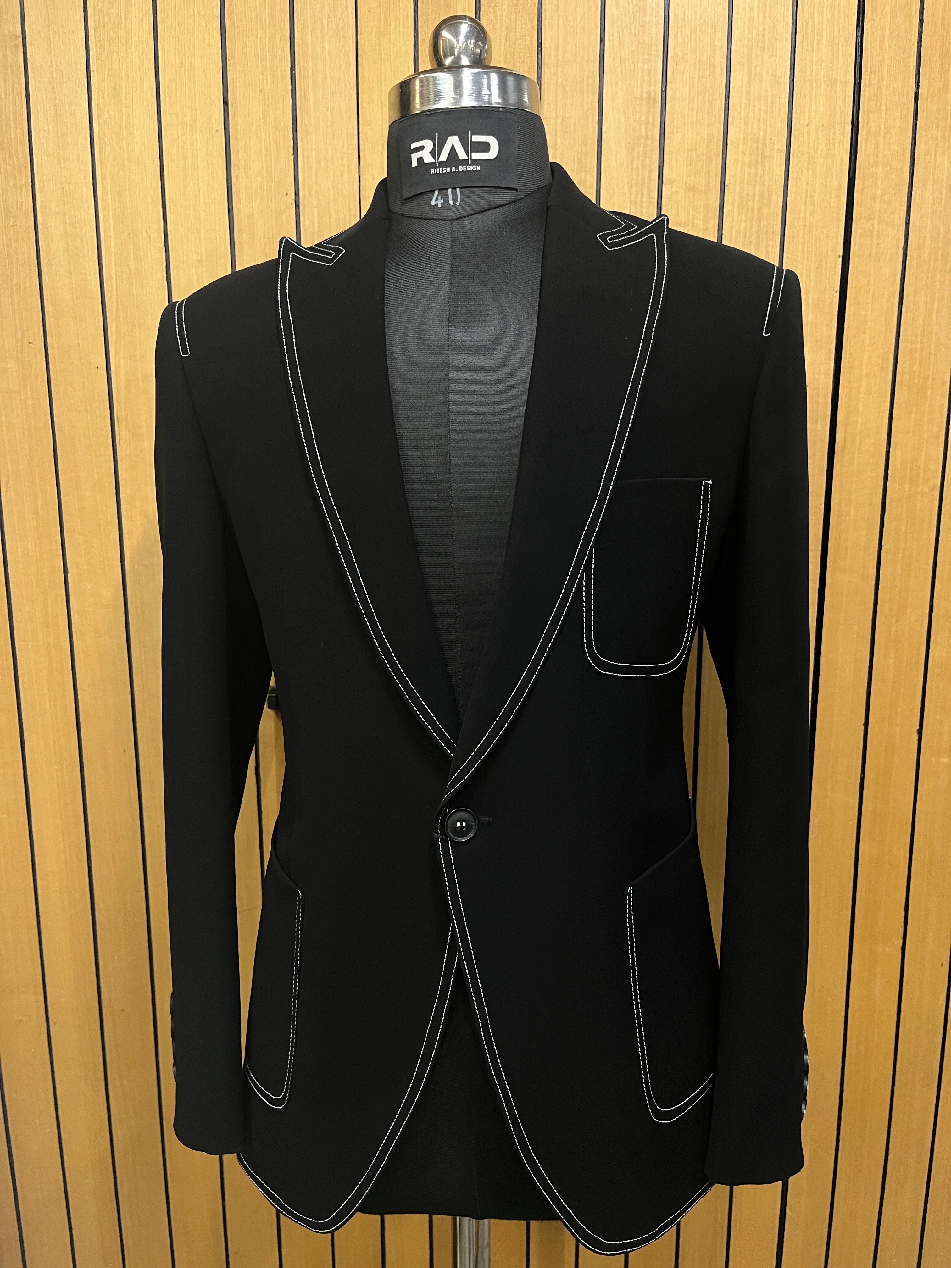 Blackwell- Suit