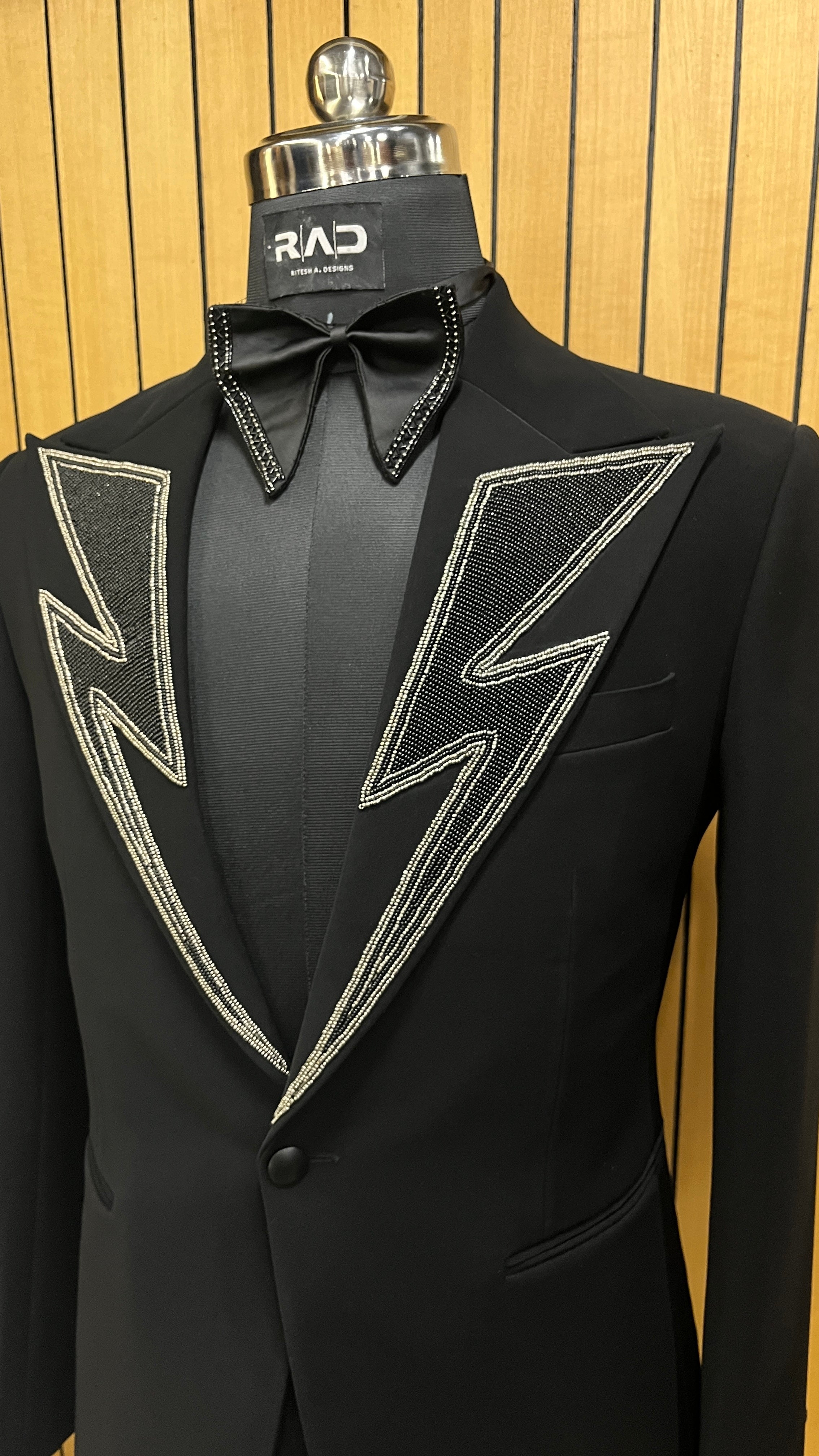 Volt Noir Tuxedo