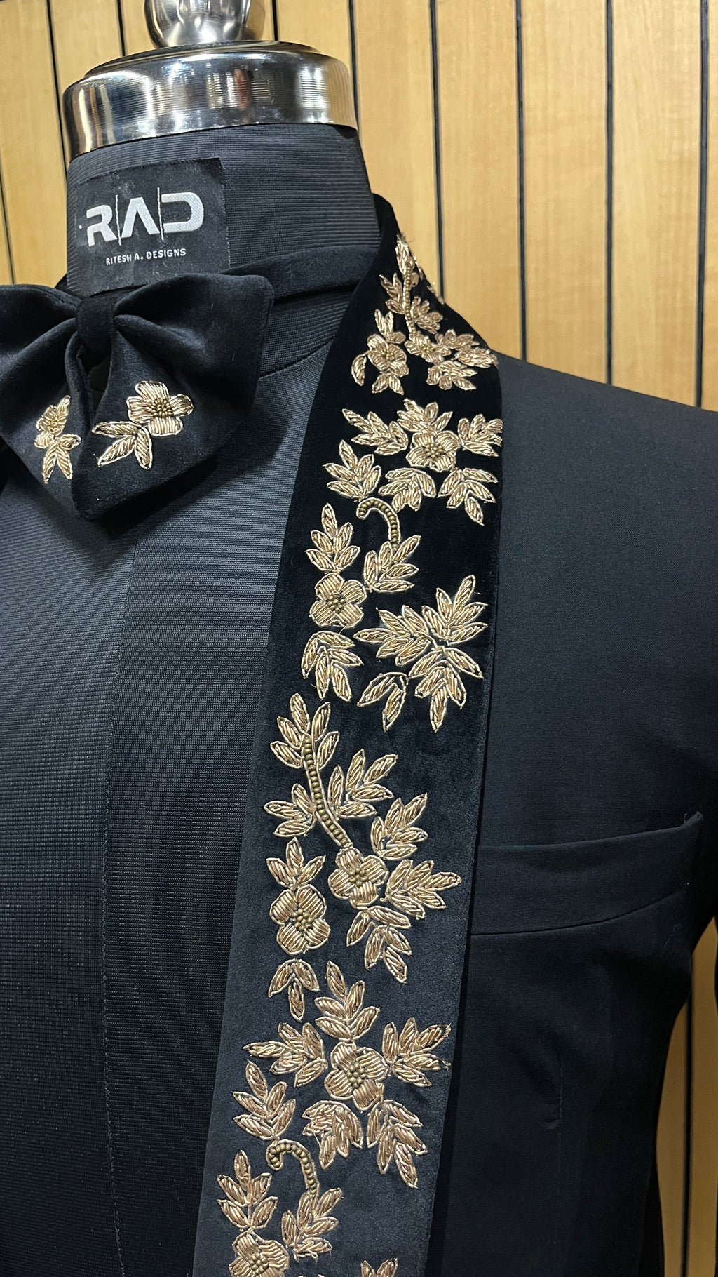 Stardust Noir Tuxedo