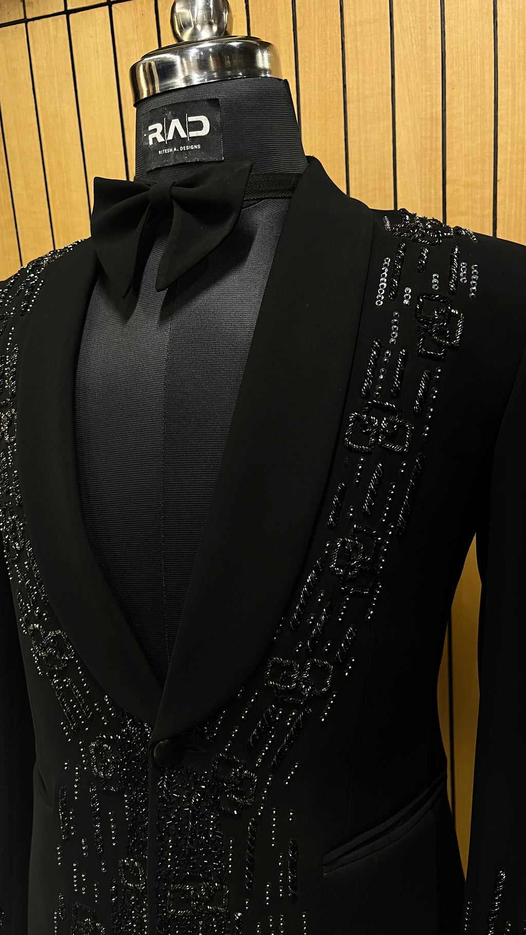 Eclipse Royale Tuxedo