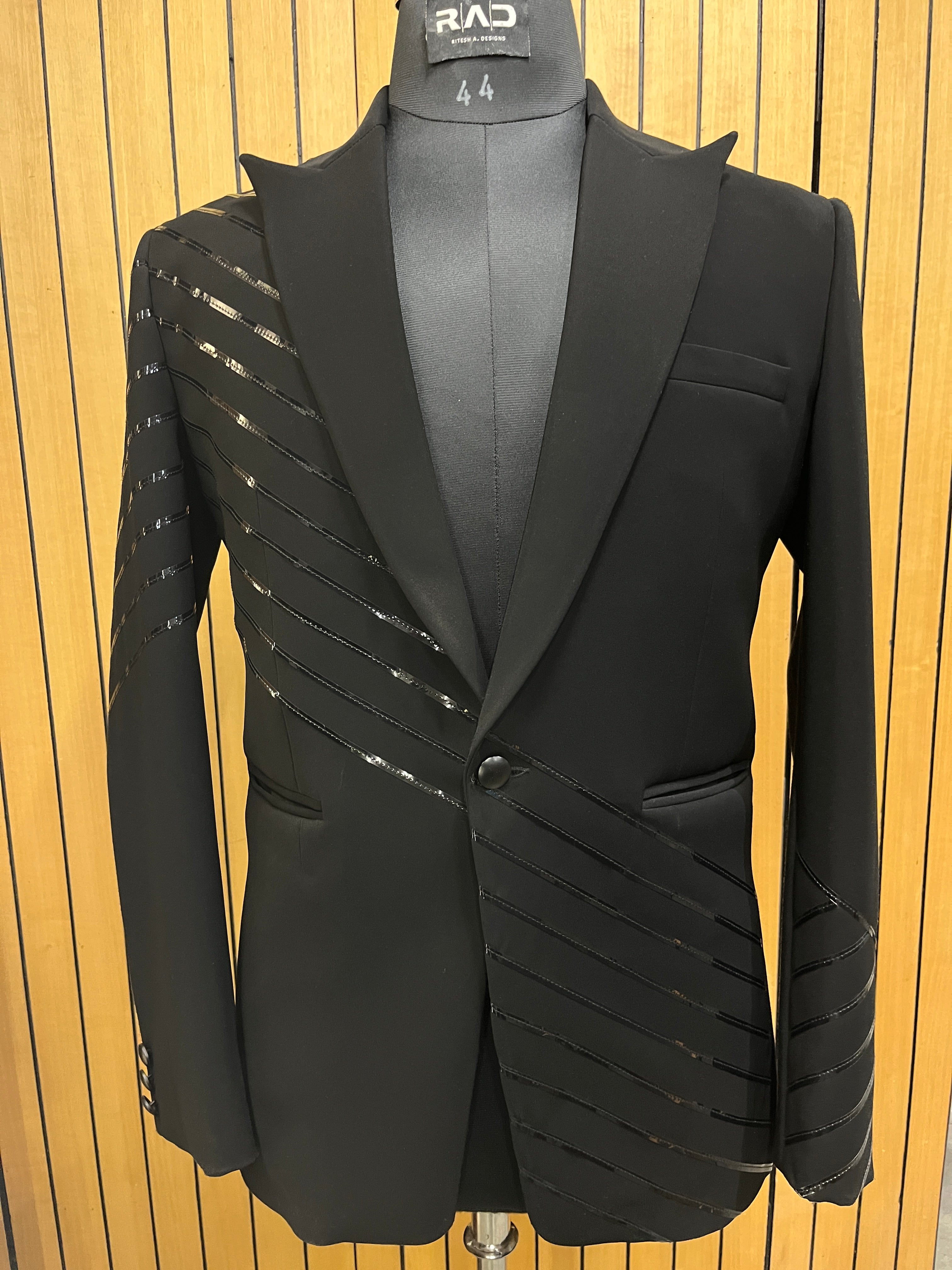 Titan Tuxedo