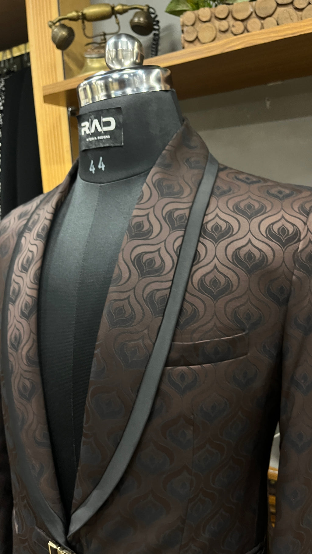 Espresso Royale Tuxedo