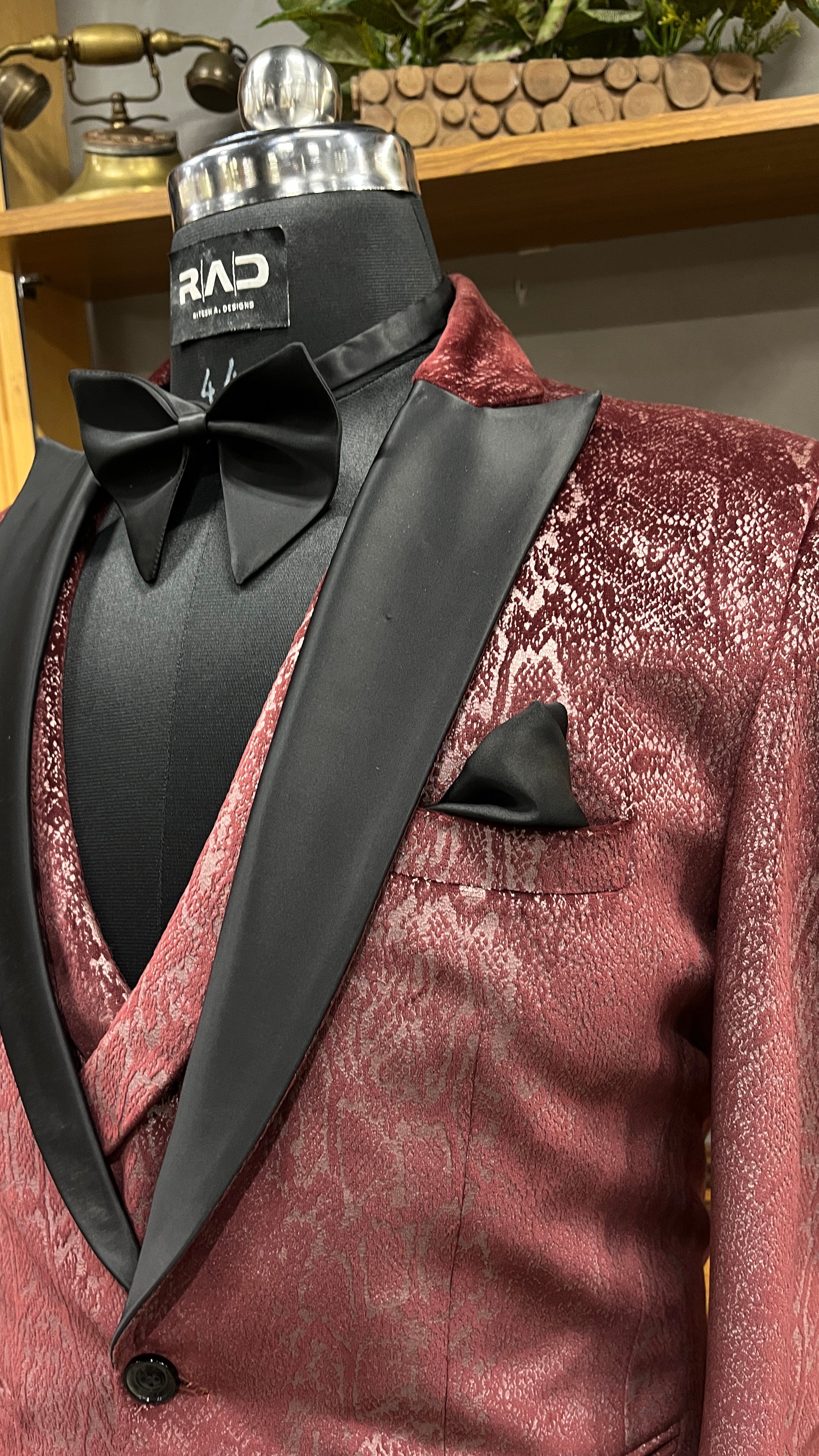 Bordeaux Luxe Tuxedo