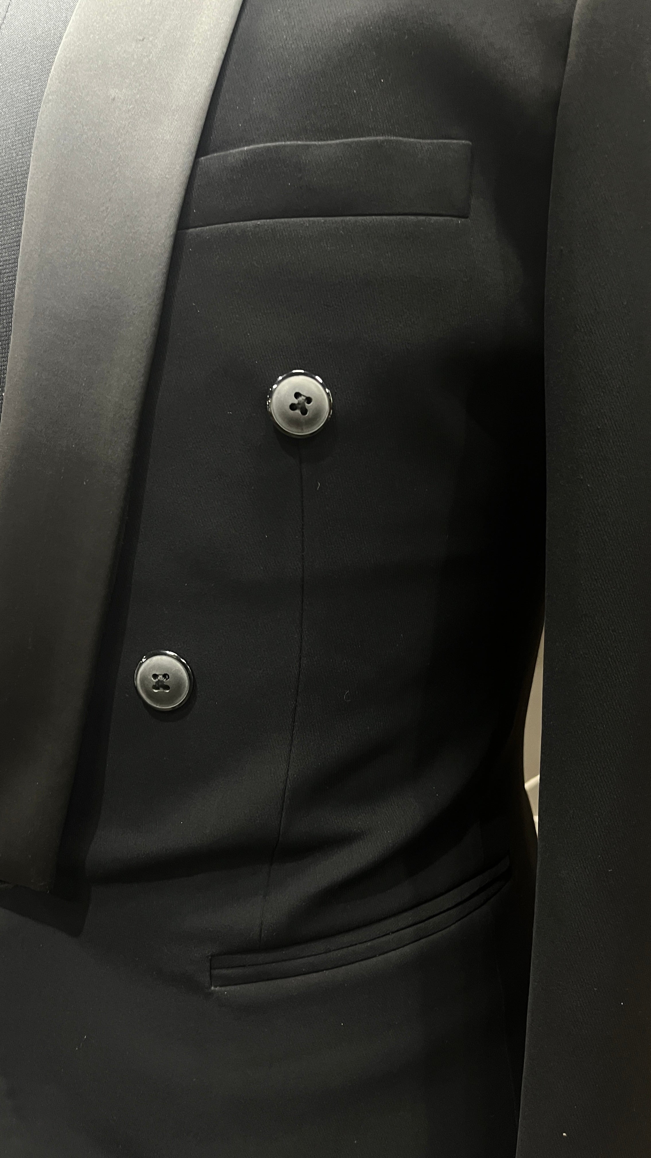 Prestige Noir Tuxedo