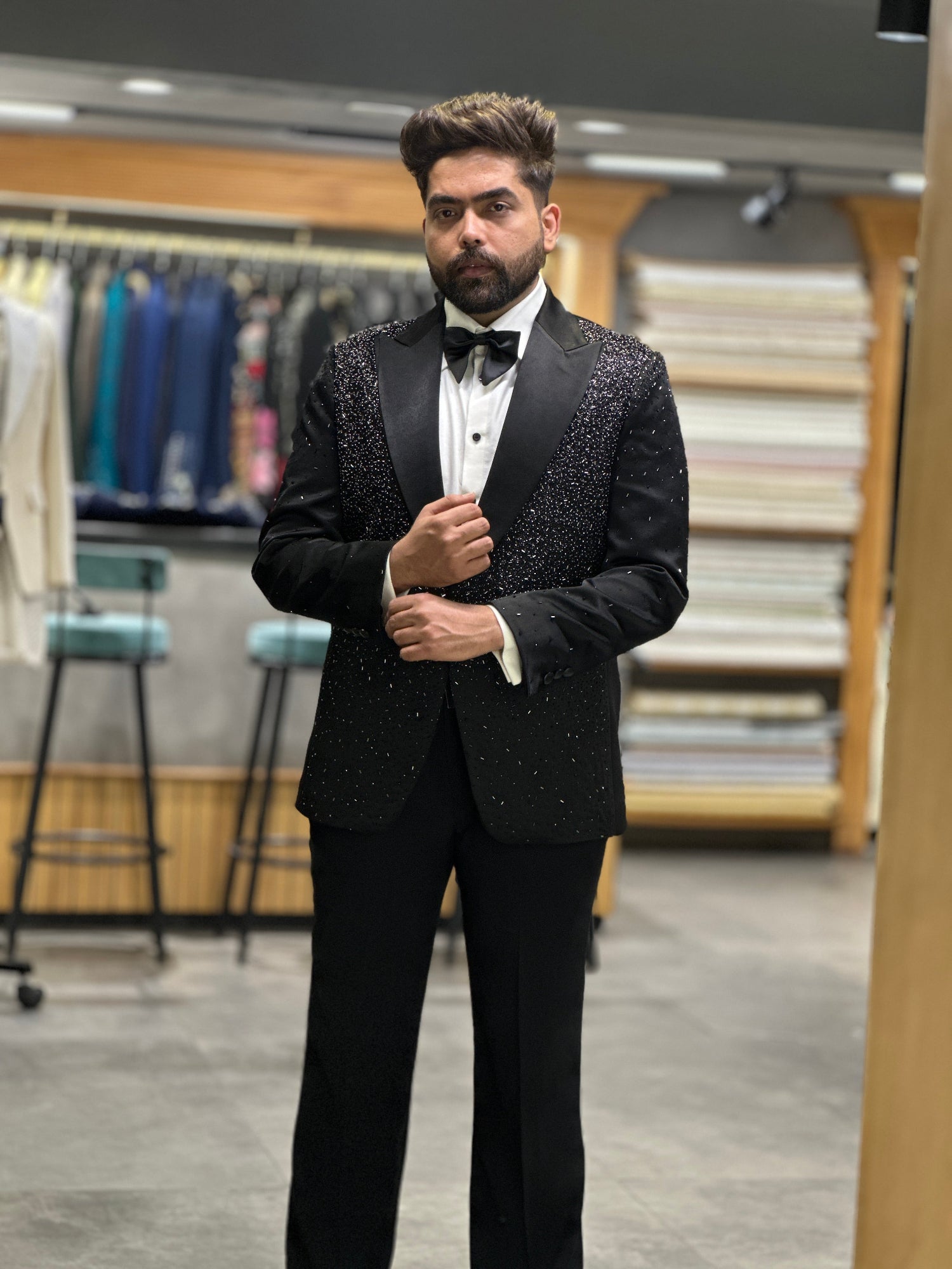 Black Eclipse Spark Tuxedo