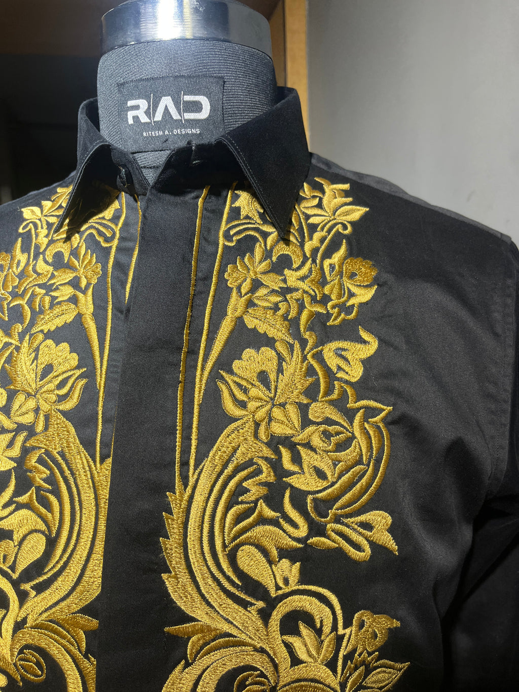 Black gold embroidery Shirt