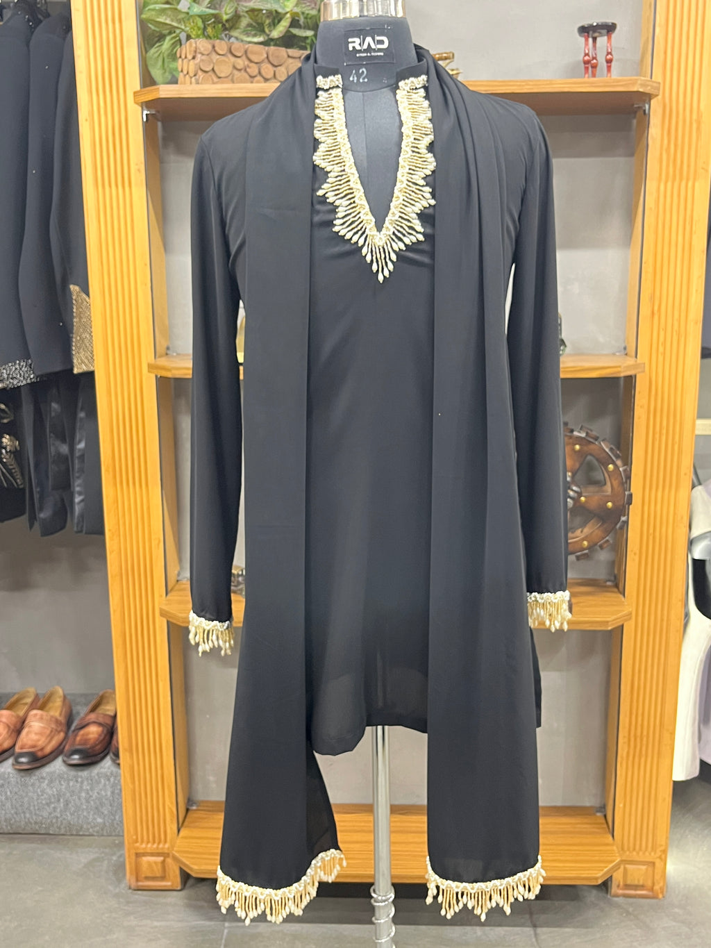 Noir Sultan Tassel Kurta Set