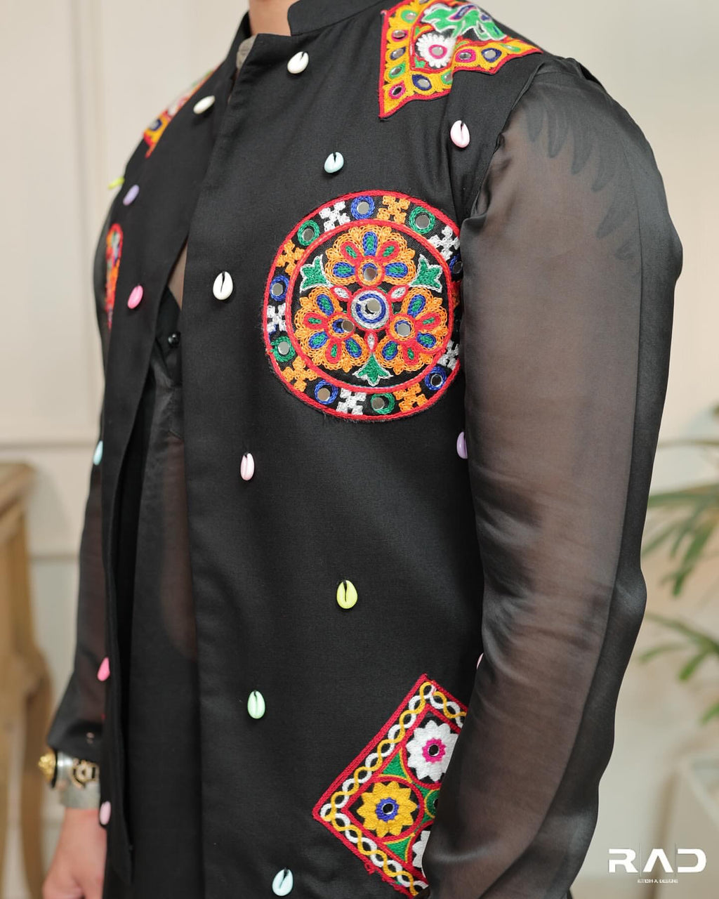 Nirmay Garba Midnight Beats Jacket Set.
