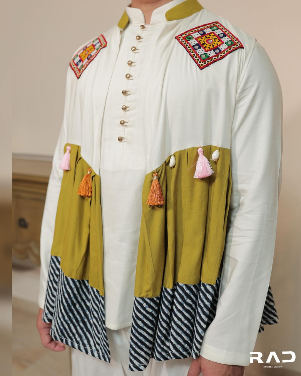 Ayansh Garba Green Kediya Jacket Set