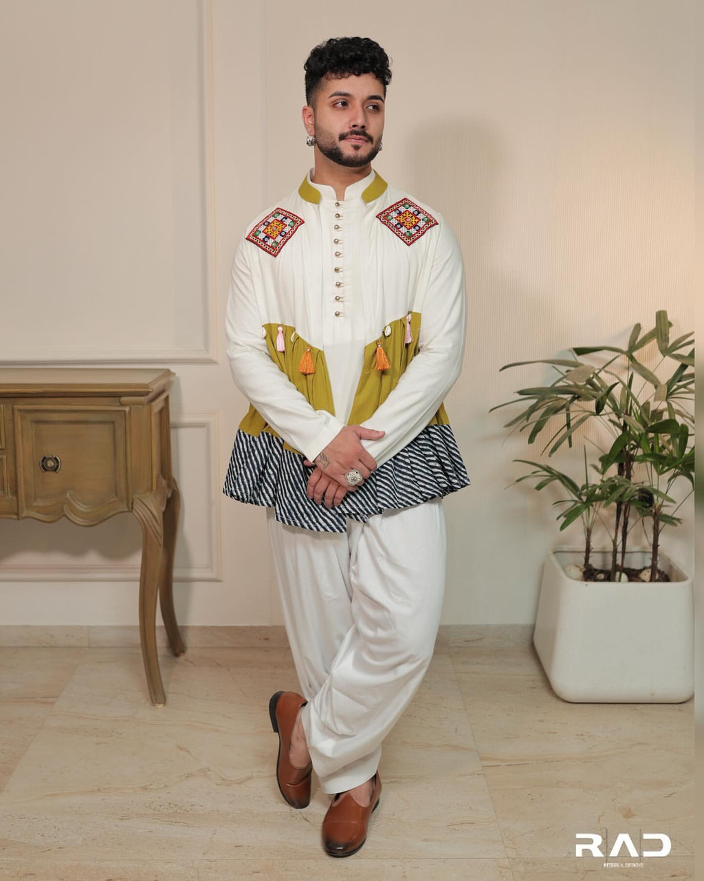 Ayansh Garba Green Kediya Jacket Set