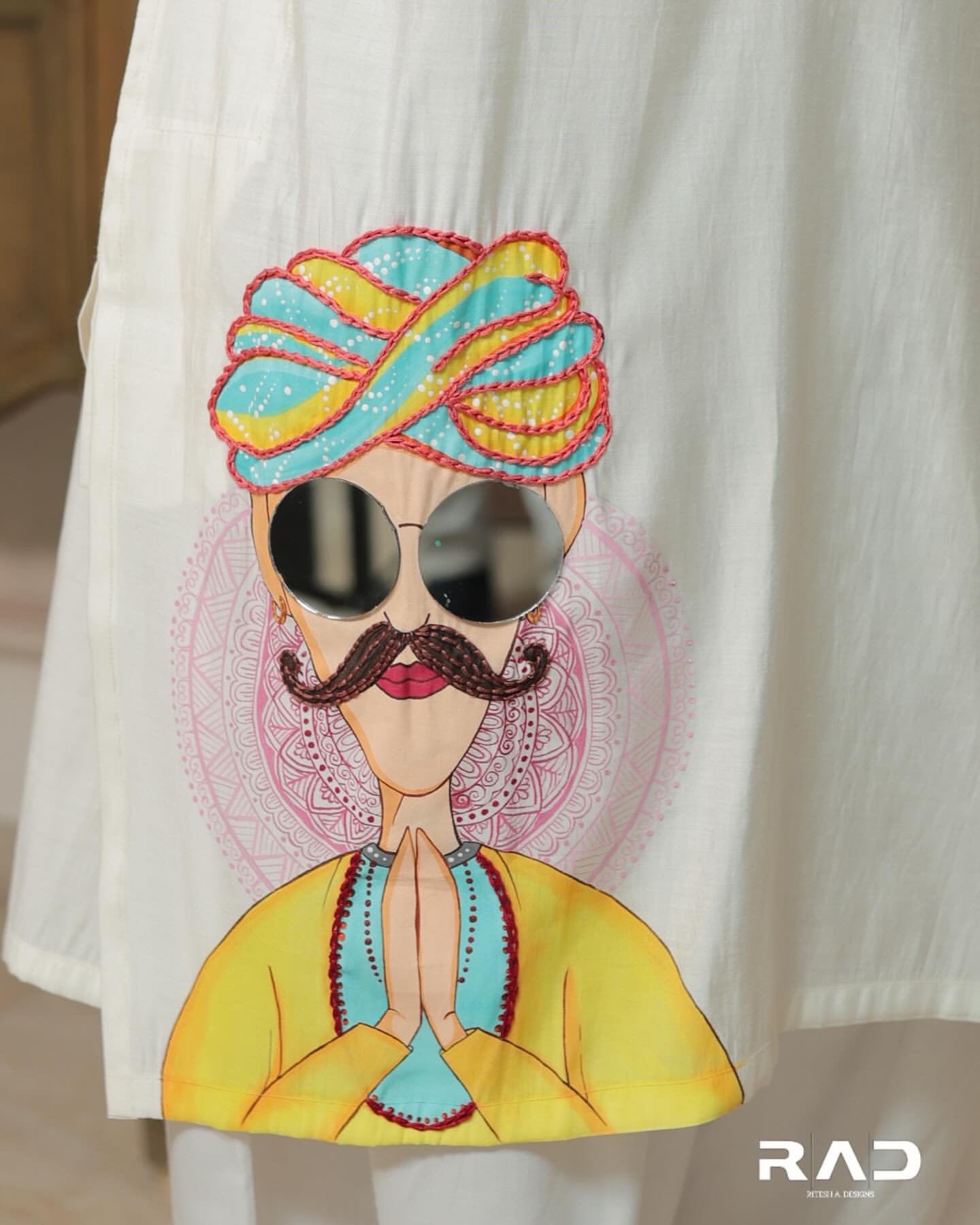 Krishav Garba Banna-sa Kurta Set