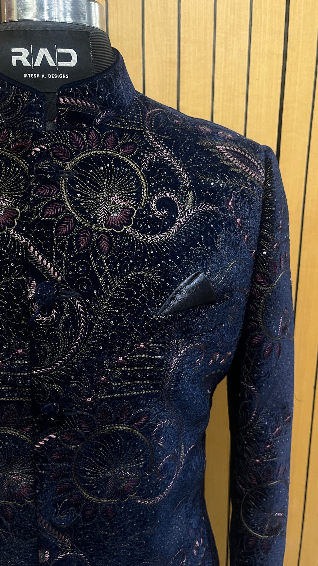 Navyan Shrug set