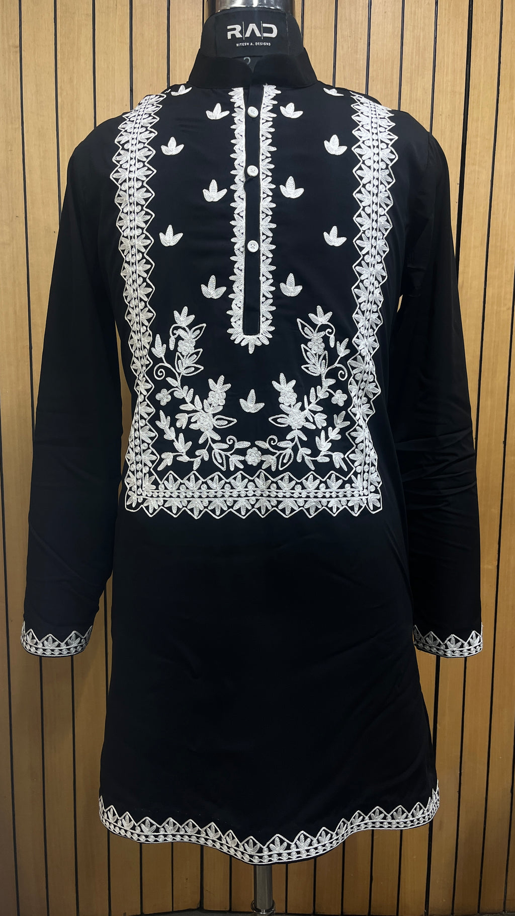 Ruhani Kurta