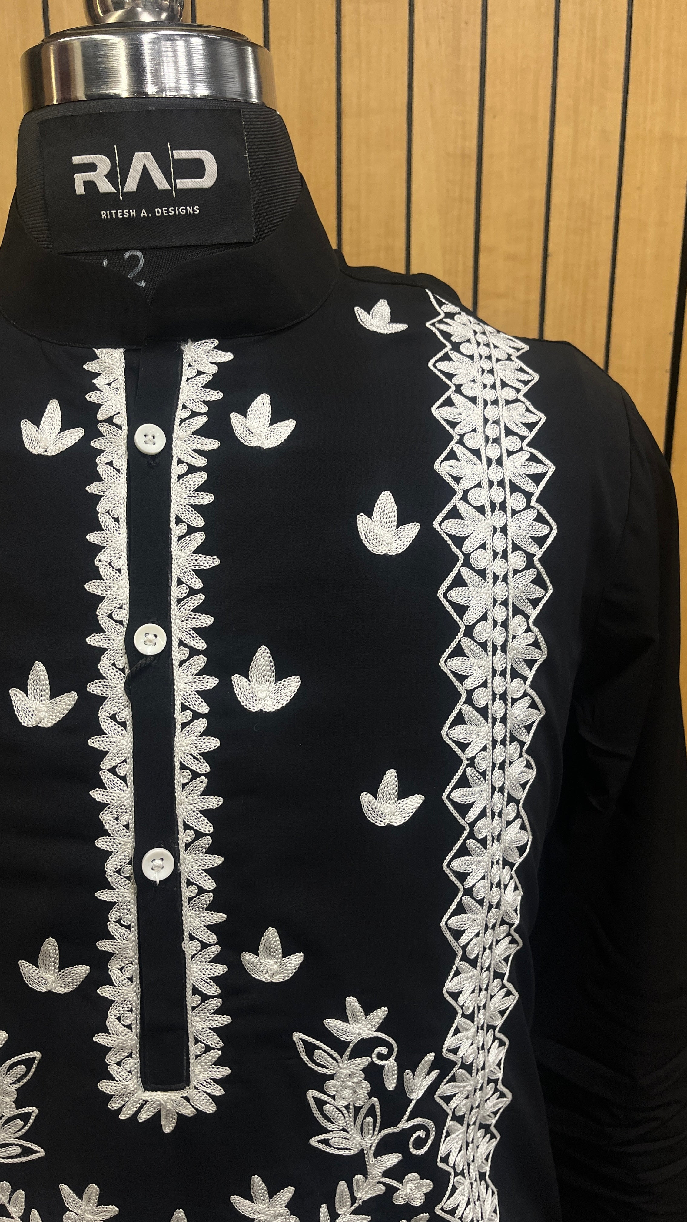 Ruhani Kurta