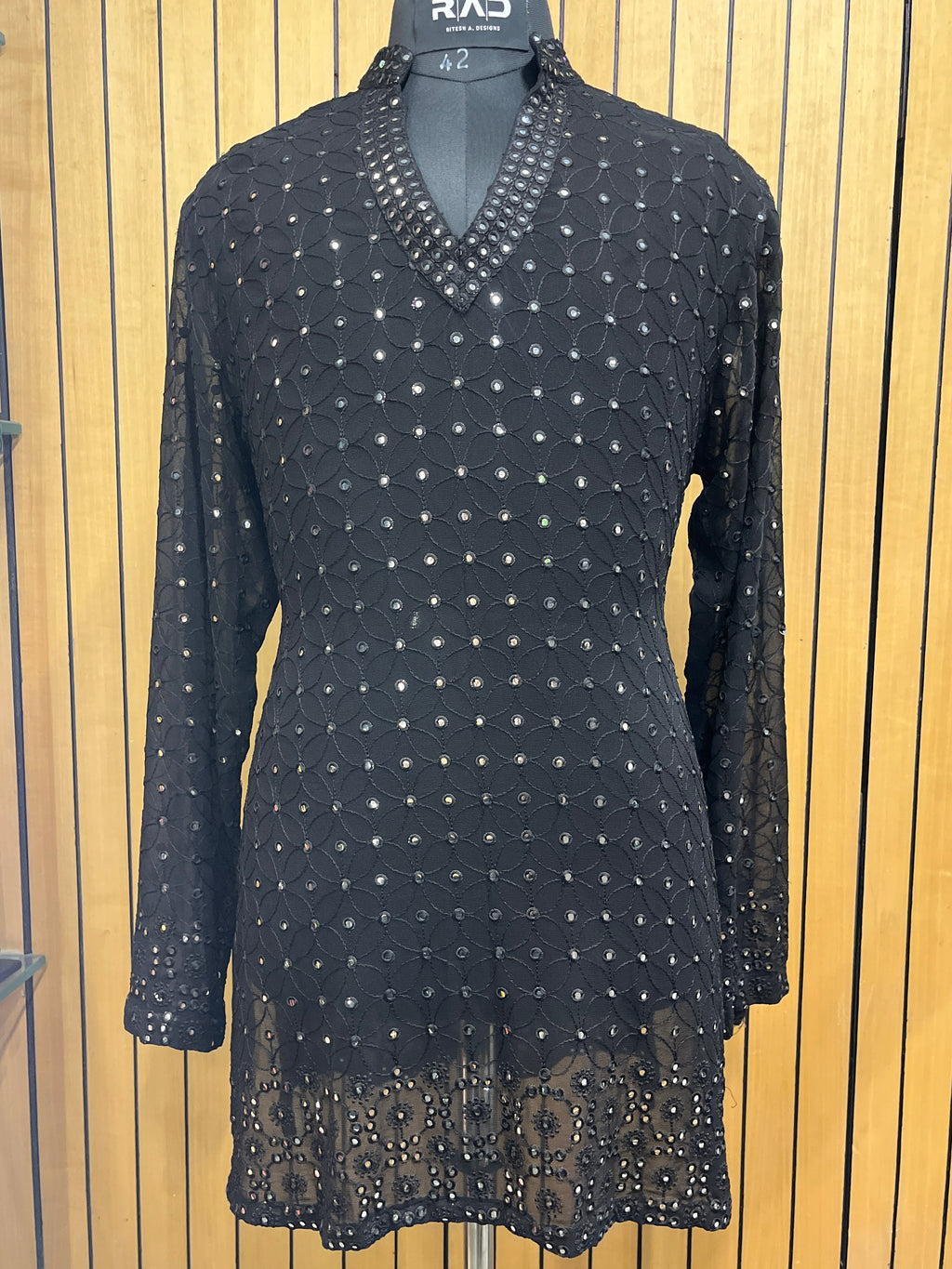 Raven Kurta