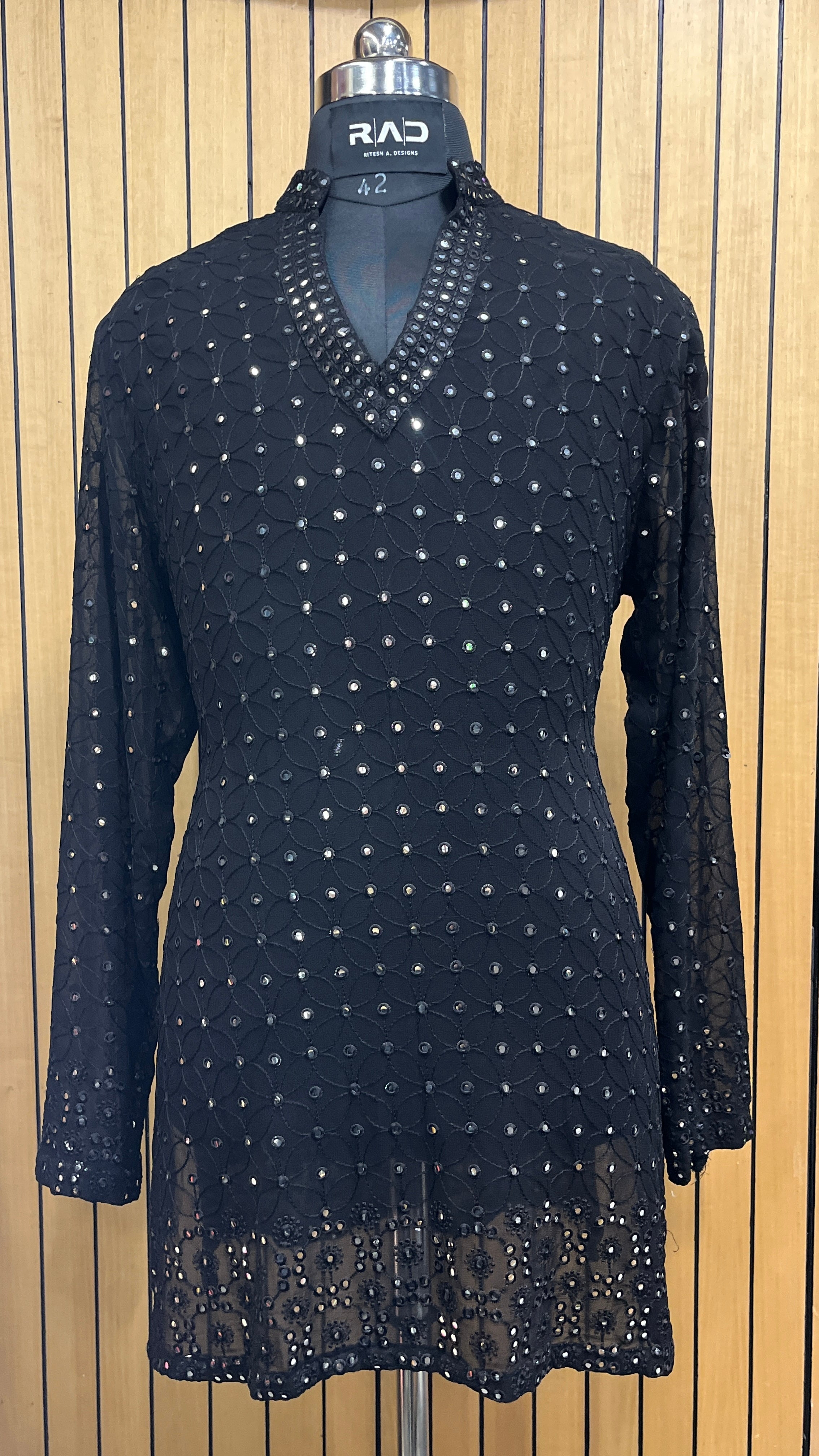 Raven Kurta