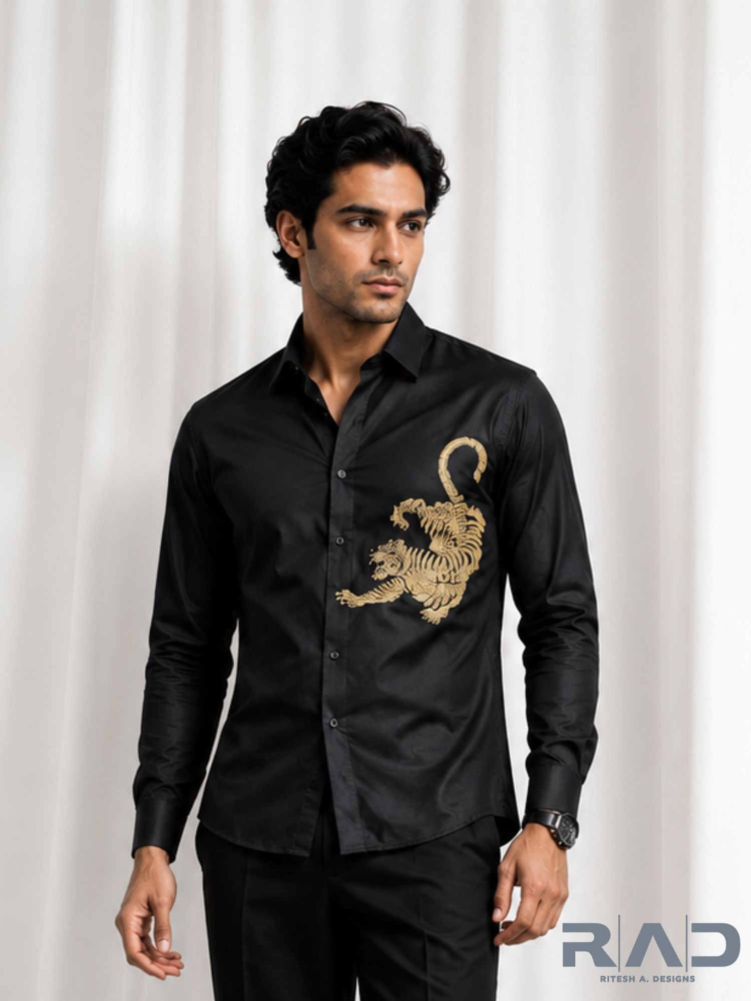 Black Roar Shirt