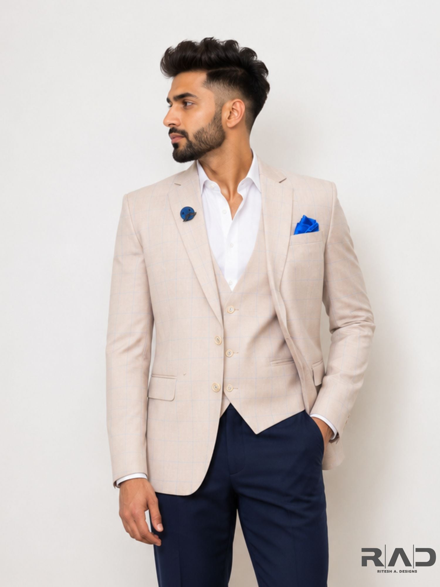 Hampton- Suit