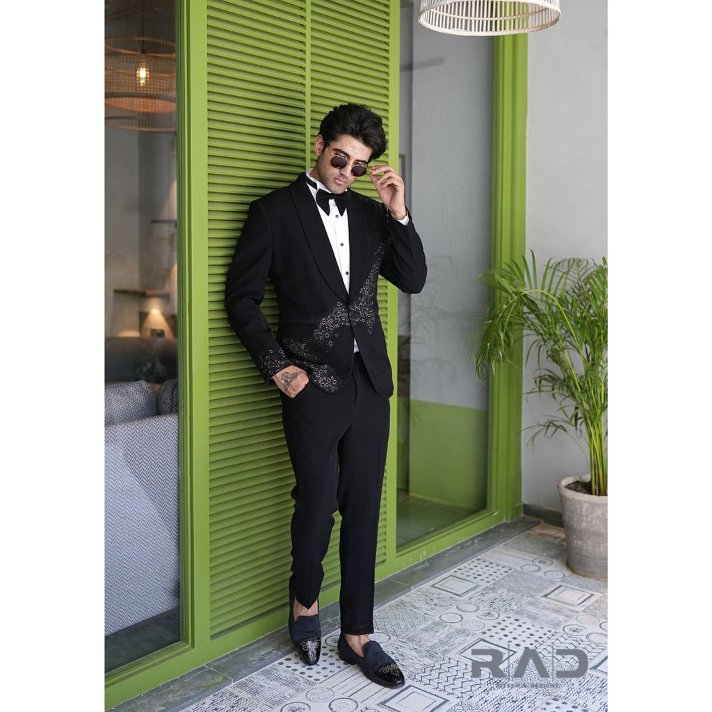Galaxy Noir Tuxedo