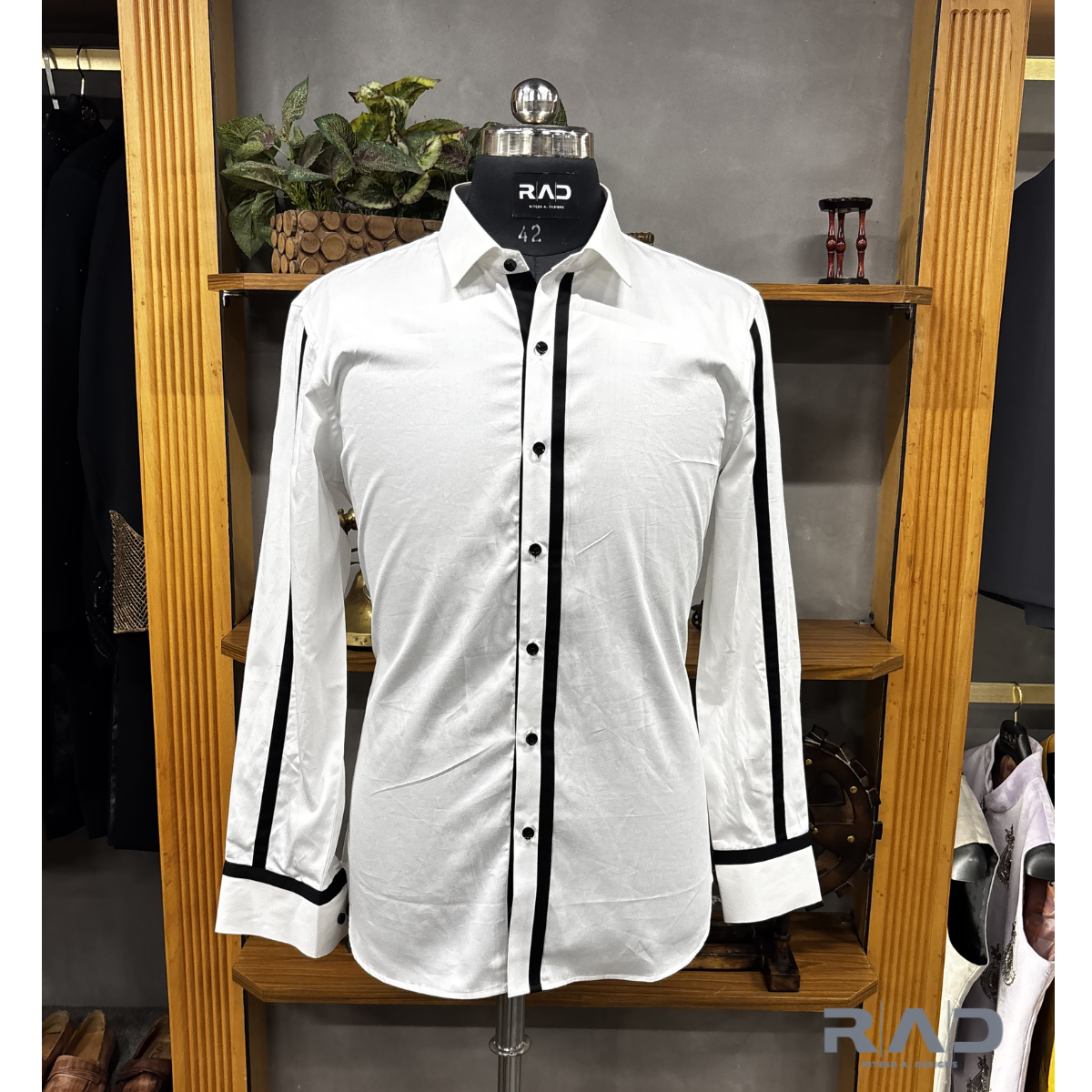 Edge Contrast Shirt