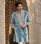 Aariz Velvet Kurta