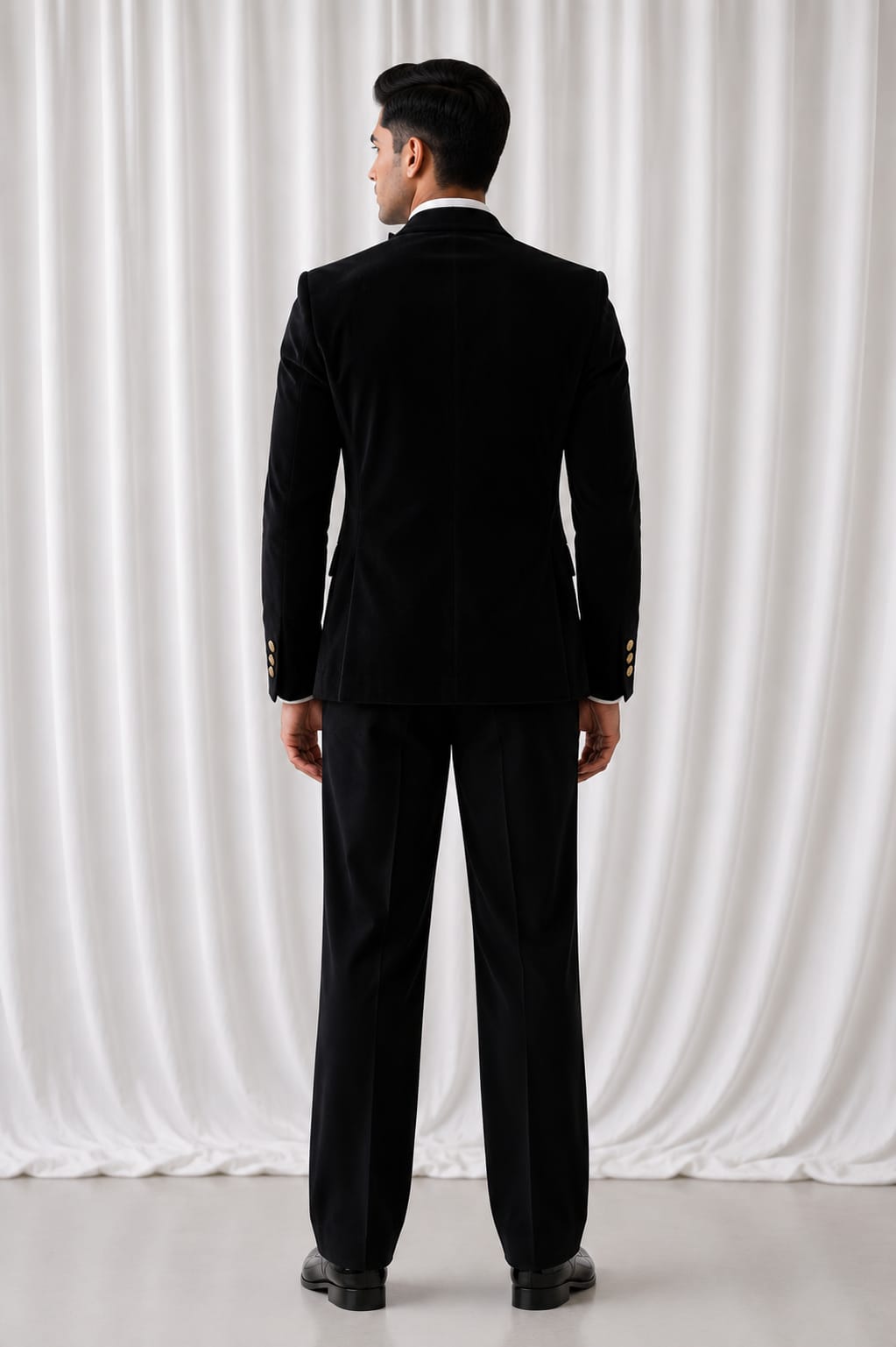Elite Noir Double-Breasted Tuxedo