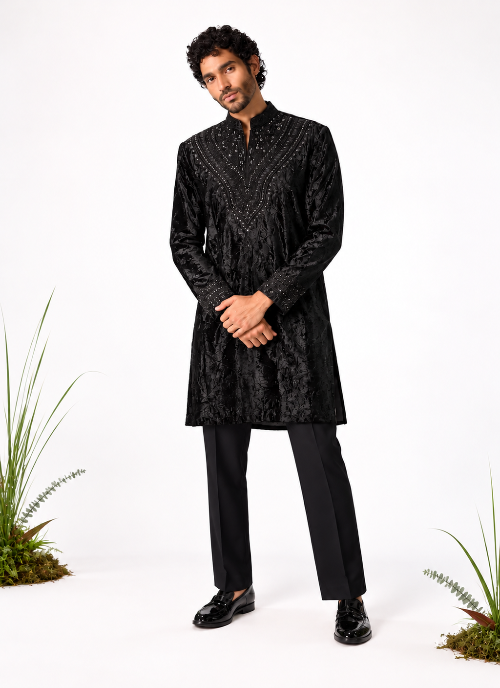 Zar-e-Siyah Kurta